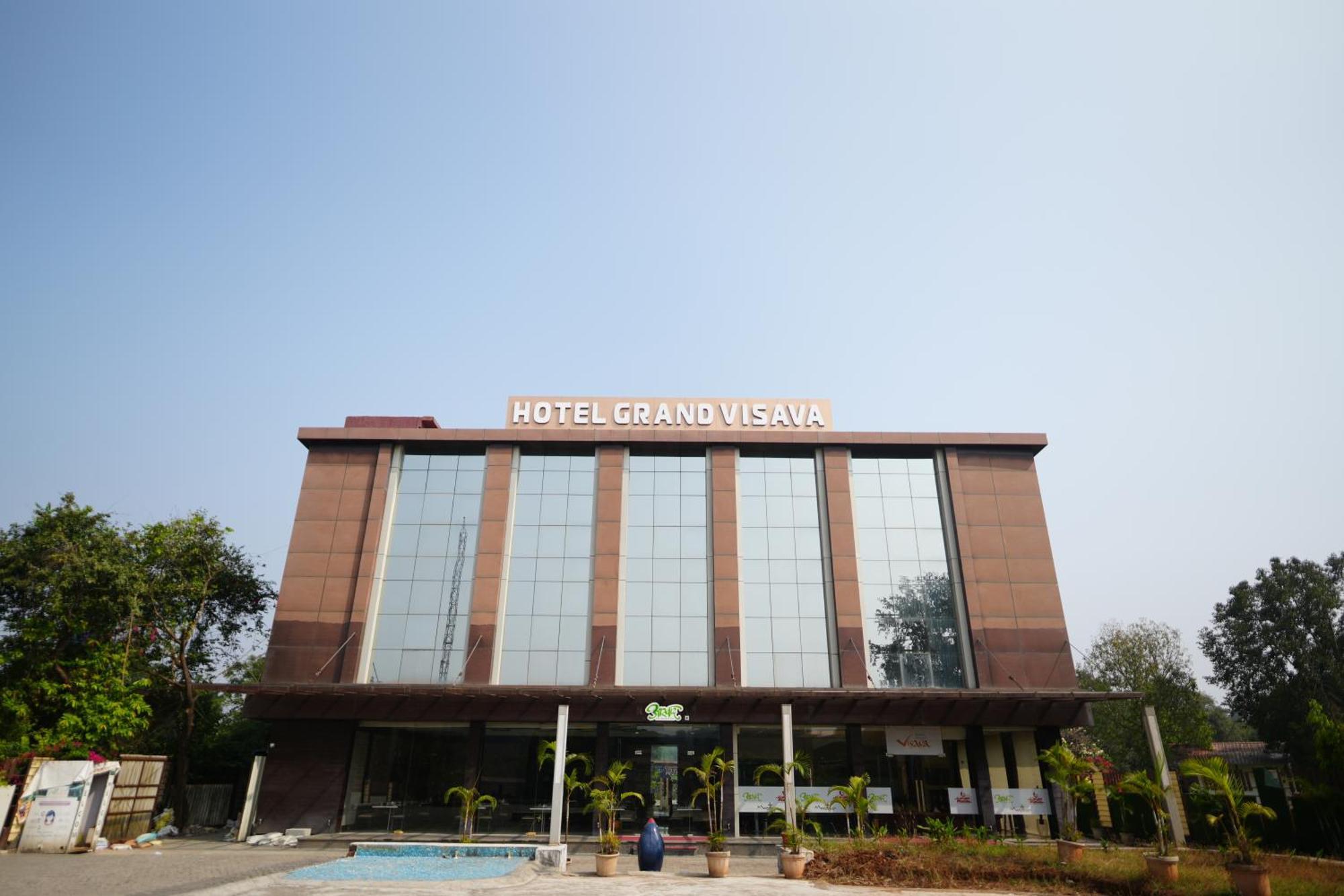 Hotel Grand Visava Lonavala Buitenkant foto